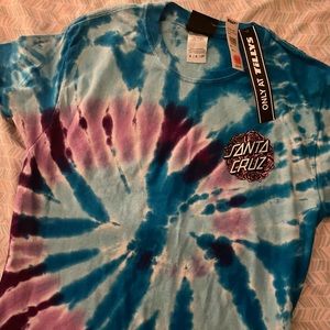 Santa Cruz tee